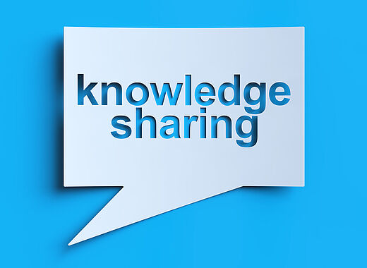 Sujetbild von Sprechblase mit dem Text: knowledge sharing